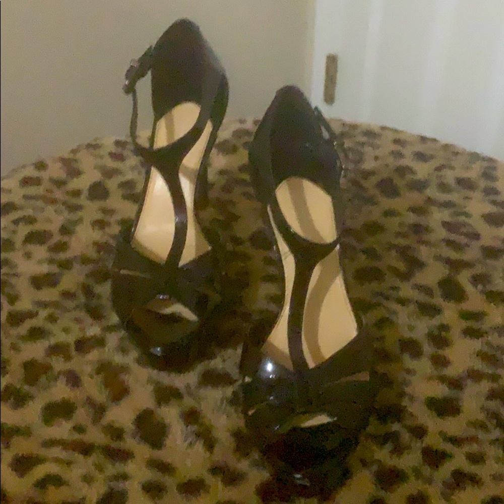 Gianna Bini, Kelli009, Black